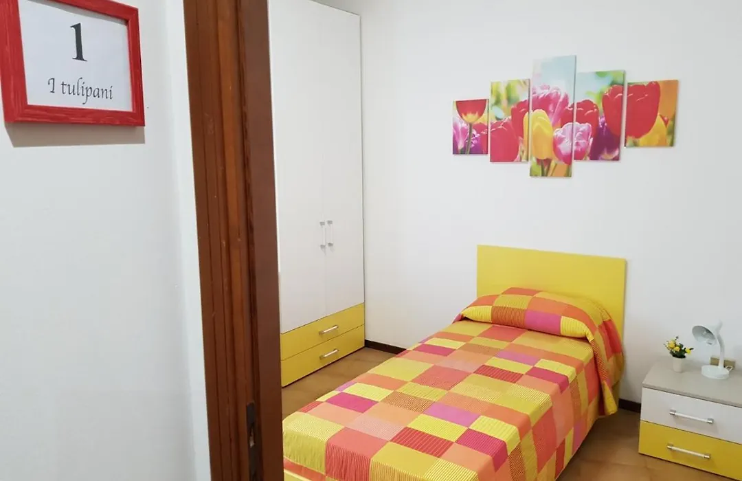 MAYFLOWERS B&B Zona Ospedale Cisanello Pisa-1